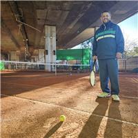 Entrenador de Tenis/Recibido en el ISDE