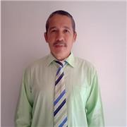 Profesor de Matemáticas con Maestría y Doctorado en Educación