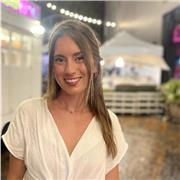 Atenta con mi trabajo y con ganas de enseñar a los demás