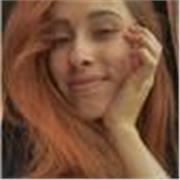 Studentessa al terzo anno di Fisica presso l’Universitá degli studi di Ferrara