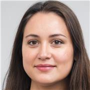 Nachhilfeunterricht in Mathematik für Gymnasiasten. Es wird Unterstützung bei der Prüfungsvorbereitung angeboten.