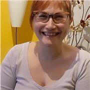 Psicologa pedagogista, esperta in potenziamento DSA e metodi di studio con oltre 20 anni di esperienza nell' educazione/insegnamento offre lezione delle discipline umanistiche dalla scuola primaria alla scuola secondaria di secondo grado.