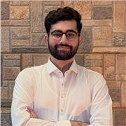 I am a physics tutor with background in Mechanical Engineering experienced in teaching GCSE and A Levels students.