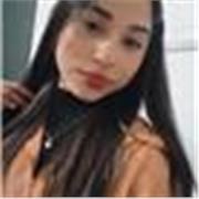 Estudiante de administración dicta clases de literatura