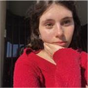 Soy profesora particular con más de 4 años de experiencia. Hago clases a personals de todas las edades y de variades asignaturas.