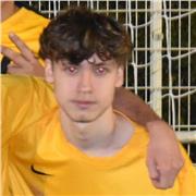 Étudiant en première année de BUT informatique, je peux enseigner l'allemand, l'anglais de niveau collège.