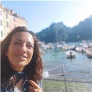 Insegno pianoforte , le basi del canto, e materie musicali , solfeggio e armonia, dal 1992, ho la laurea di conservatorio preparo per esami di liceo musicale e conservatorio o per vostro diletto