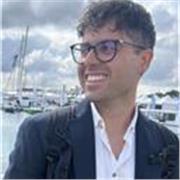 Studi economia o marketing?  Sono qui per aiutarti a comprendere le varie discipline in modo dinamico, professionale e interattivo