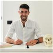 Osteopata offre lezioni di inglese, italiano, matematica a ragazzi/e scuole medie