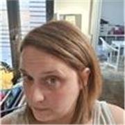 Je donne des cours de français à des enfants. Je suis de Strasbourg et ces cours se donnent en ligne. 