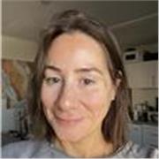 Conviértete en un experto en inglés con una profesora poliglota y enfocada en tus objetivos