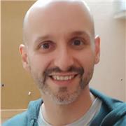 Clases particulares para alumnos de todas las edades y preparación exámenes internacionales. También se dan clases de oratoria para viajeros.