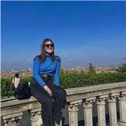 Studentessa universitaria di lingue, offre lezioni di inglese a Ferrara o da remoto!