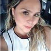 Maestra de varias materias con experiencia