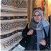 Prof donne des cours pour élèves du cycle primaire 