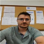 Profesor titulado con experiencia en FP y preparación para selectividad