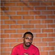 Profesor de lengua castellana y literatura imparte clases a extranjeros