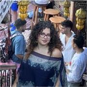Professora particular de Inglês com experiência em aulas onlines e presenciais para adultos e crianças