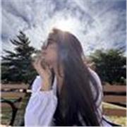 Ofrezco clases prácticas y adaptadas al nivel de cada estudiante, dirigidas a niños, adolescentes y adultos. 