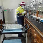 A analytical chemist with 10+years of industrial experience.