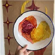 Profesora de pintura con más de 5 años de experiencia, he dado siempre clases a niños o jóvenes más grandes con discapacidad