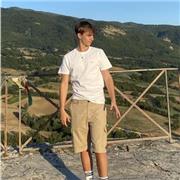 Salve a tutti, sono Raffaele, uno studente di matematica applicativa dell’università degli studi della Statale di Milano. Sono disponibile per qualsiasi fascia di età e voglioso di farvi appassionare alla materia