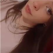 ¡Hola! 👋🏼 ¿Qué tal?, me presento, soy Maria, una estudiante de magisterio apasionada por el mundo de la educación!
