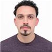 Friendly and supportive life coach offering online 1-to-1 sessions for young people, confidence, motivation, personal development.