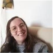 Studentessa iscritta ad una scuola per manager ed imprenditori nel settore turistico offre ripetizioni per tutte le materie umanistiche e giuridiche scolastiche, ripetizioni di inglese, francese e spagnolo e servizio di tutor per storia del teatro e dello