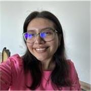 Spanisch-Tutorin, die Kindern jeden Alters helfen kann