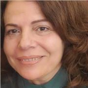 Maestra de español durante 13 años en EEUU. También he impartido clases de español online a estudiantes chinas durante 2 años.