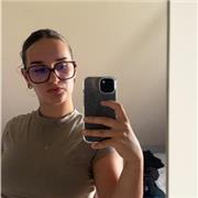 Pour du niveau primaire je peux t’aider dans toutes les matières ! Mais si jamais je suis en fac d’histoire.