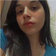 studentessa universitaria impartisce lezioni di letteratura italiana e di inglese per studenti delle medie/superiori