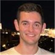 Profesor de inglés experimentado. Nivel C1 Cambridge y apasionado del idioma. Alta experiencia oral y escrita, en ambientes formal