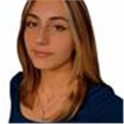 Estudiante Universitaria con ganas de enseñar a los niños o jugar con ellos. Tengo nivel avanzado de inglés.