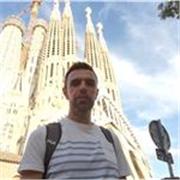 Profesor con amplias capacidades en matemáticas, lenguaje, geografía, historia e inglés. Disponibilidad de tardes