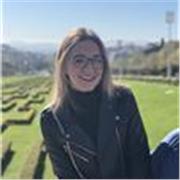Laureanda in Scienze Internazionali impartisce lezioni di Inglese, Matematica, Italiano