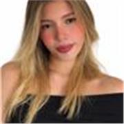 Profesora de clases de español online, enfocada en resultados y estrategias de aprendizaje