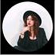 psychology tutor who teaches to think about things with a ternary look and taking into account the social look