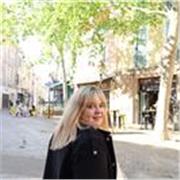 Profesora de informática especializada en formación profesional, también estoy capacitada para un menor nivel.