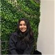Soy psicóloga clínica, con experiencia trabajando con niños y adolescentes, además de experiencia impartiendo clases de inglés