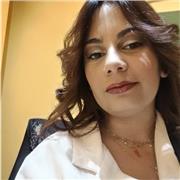 Laureata in scienze della comunicazione per Media e Istituzioni