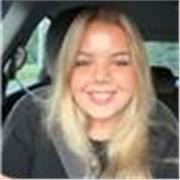 Englisch Tutor für alle Altersgruppen. Habe ein Jahr in Amerika gelebt und arbeite gerade als Au Pair und lerne Kindern Englisch.