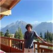 Actuellement en double licence d’histoire et de philosophie,ayant obtenu 19 au Bac, je souhaite transmettre au maximum ma passion