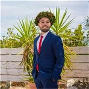 Offro lezioni relative a qualsiasi ramo dell'informatica, sia a livello teorico che pratico, anche in preparazione ad esami