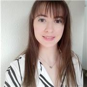 J'enseigne le français à des personnes de tout niveau souhaitant apprendre cette langue