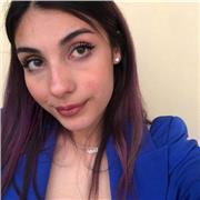 Erfahrene Sprachlehrerin für Englisch, Italienisch und Spanisch mit langjähriger Praxis in der gezielten Prüfungsvorbereitung.