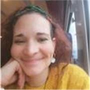 Jeune française, bilingue en Espagnol et portugais, souhaite transmettre ces belles langues à autrui. 