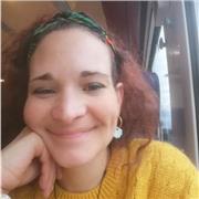 Jeune française, bilingue en Espagnol et portugais, souhaite transmettre ces belles langues à autrui.