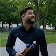 Soy percusionista titulado superior con formación especializada en percusión clásica y una trayectoria que combina la interpretación orquestal con la enseñanza musical. Inicié mis estudios desde joven y completé mi formación profesional en el Conservatori